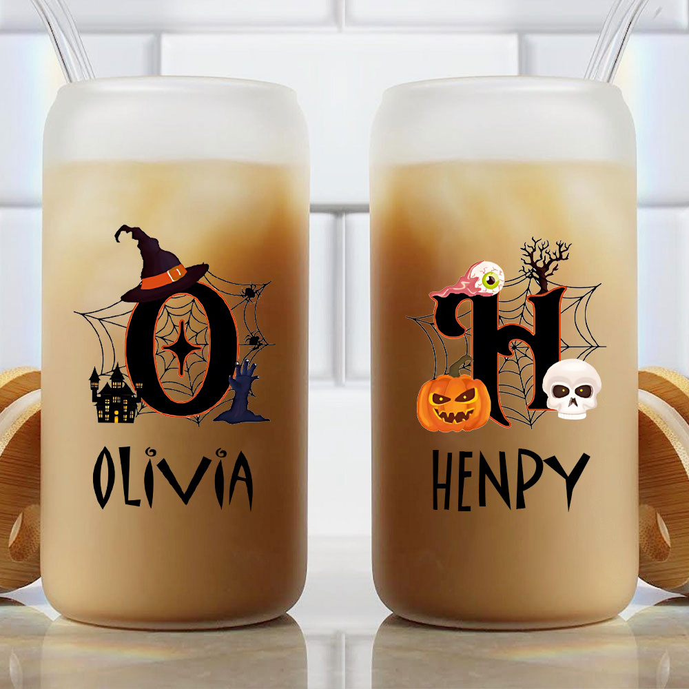 Coffee Equipment Names - Personalisierter Halloween-Namens-Glasbecher mit Bambusdeckel, Hexenhut-Kürbis-Motiv, Mattierter